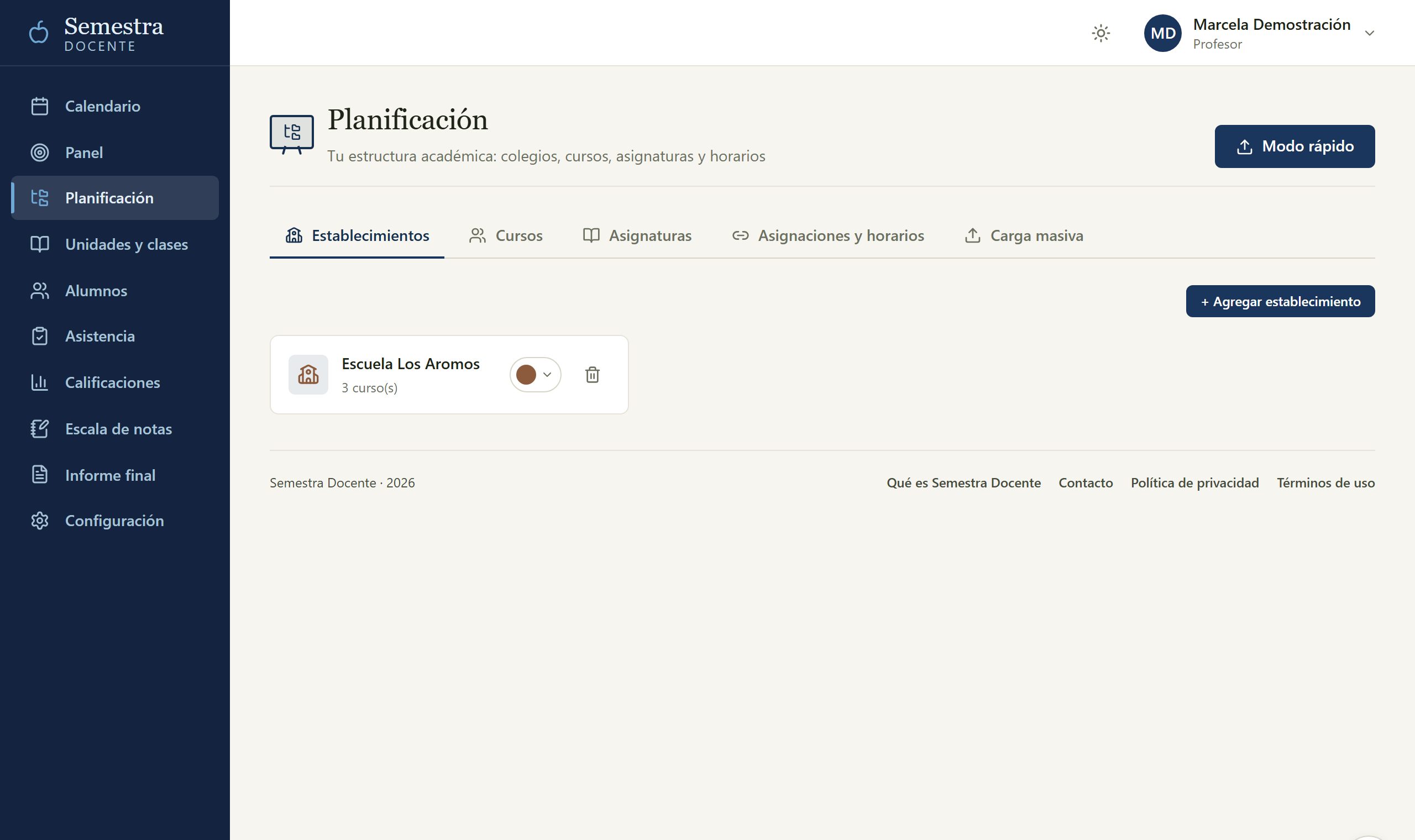 Pantalla de planificación con los establecimientos, cursos, materias y horarios registrados